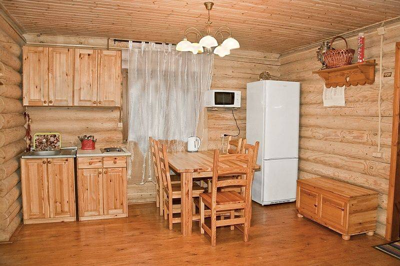 Изба Де Люкс в Солониках